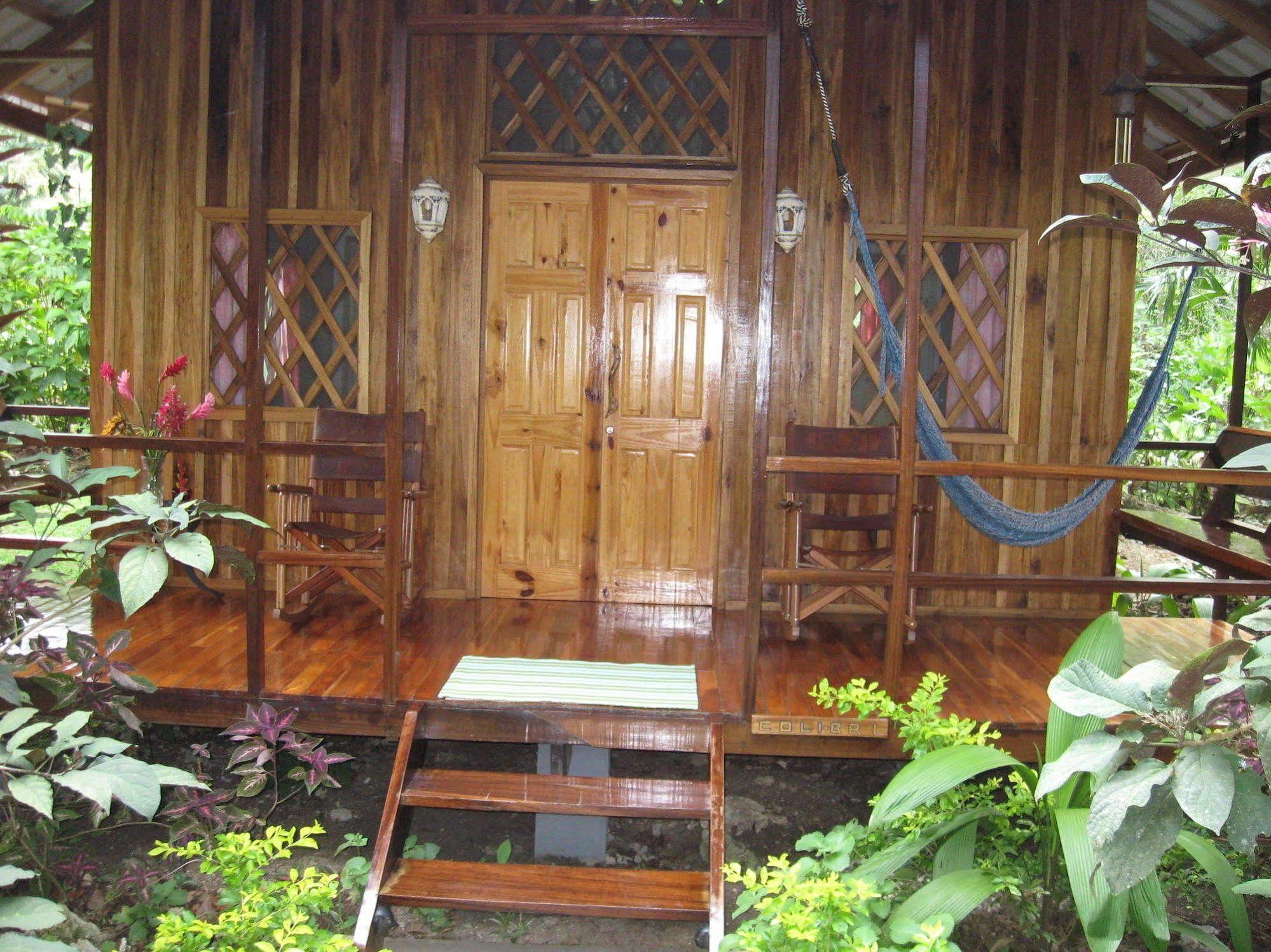 Coral Hill Bungalows Cahuita Exterior foto